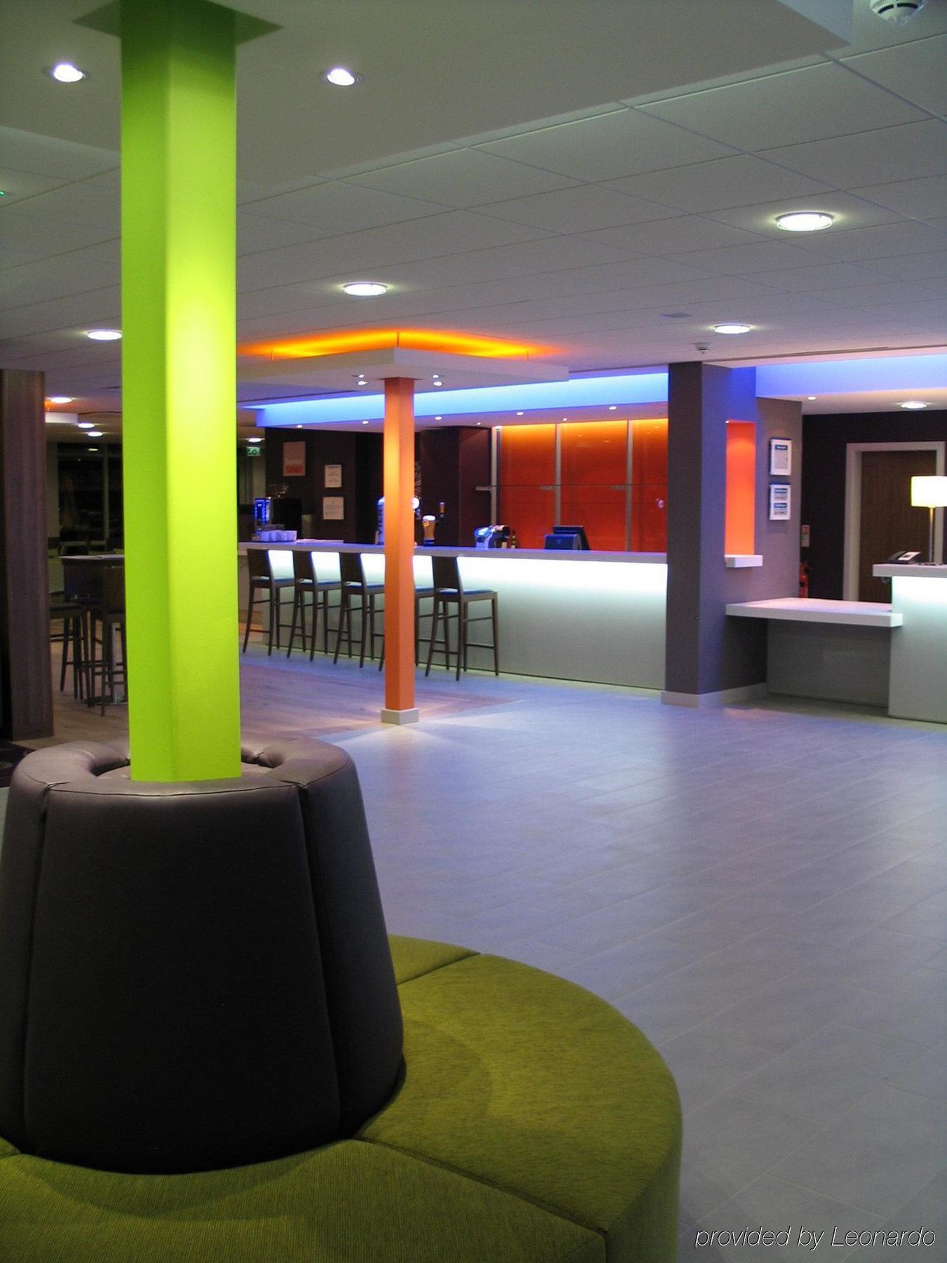 Holiday Inn Express Preston South By Ihg Exterior photo